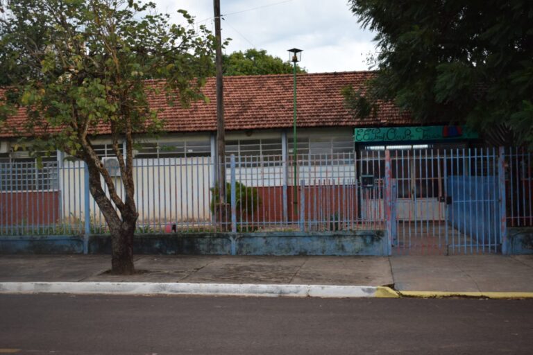 Leia mais sobre o artigo Uma Tragédia Anunciada: A Escola Estadual Professora Cleuza Teodoro e o Descaso do Poder Público