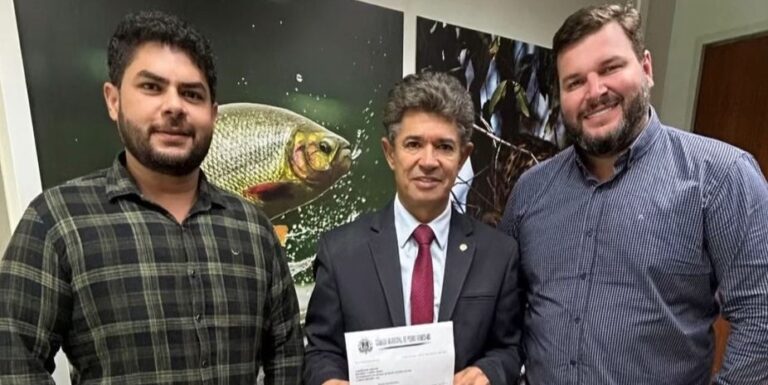 Leia mais sobre o artigo Vereador Réges Levanta a bandeira para uma Cruzada em prol da reforma da Escola Estadual Prof. Cleuza Teodoro