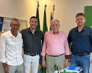 Leia mais sobre o artigo Prefeito de Pedro Gomes cumpre agenda intensa em Campo Grande e garante apoio para eventos e projetos na cidade