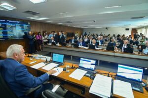 Leia mais sobre o artigo Fim da reeleição e mandatos de 5 anos: entenda as mudanças aprovadas