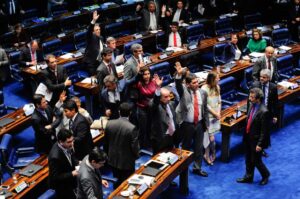 Leia mais sobre o artigo Bastidores da Derrota: Como Bolsonaristas e Centrão Articularam a Queda do Aumento do IOF