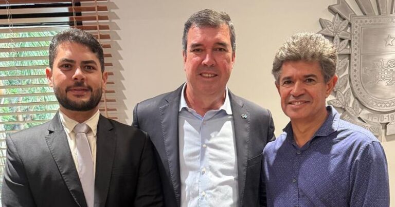 Leia mais sobre o artigo Fortalecendo Laços: Visita do Deputado Estadual Professor Rinaldo a Pedro Gomes