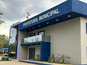 Leia mais sobre o artigo PREFEITO DE NOVA ALVORADA DO SUL NOMEIA PM CONDENADO POR TRÁFICO DE ARMAS PARA SECRETARIA DE OBRAS