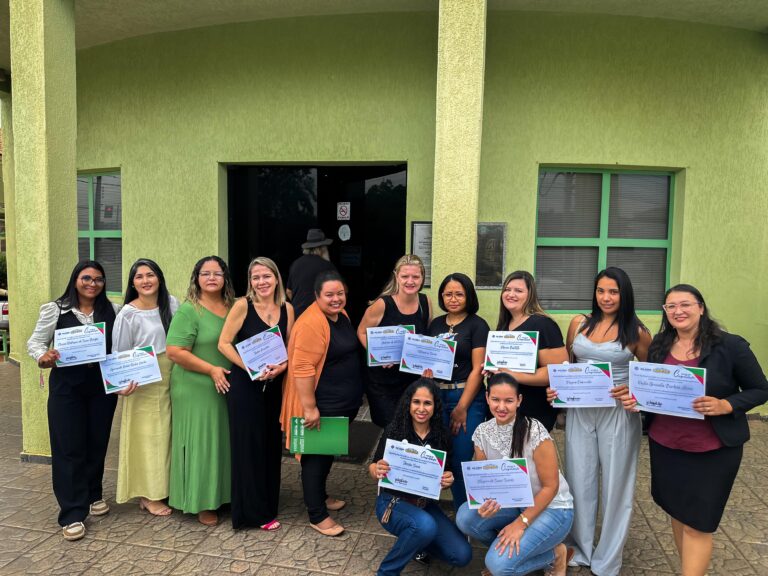 Leia mais sobre o artigo Mulheres em Ação recebem Moção de Reconhecimento na Câmara Municipal