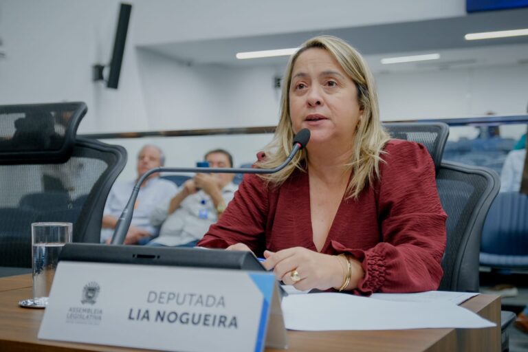 Leia mais sobre o artigo Frente Parlamentar inicia debate por respeito e segurança aos profissionais da saúde