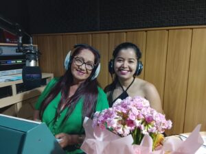 Leia mais sobre o artigo Mulheres em Ação marcam presença na Rádio Serra do Pantanal com a professora e radialista Dinalva