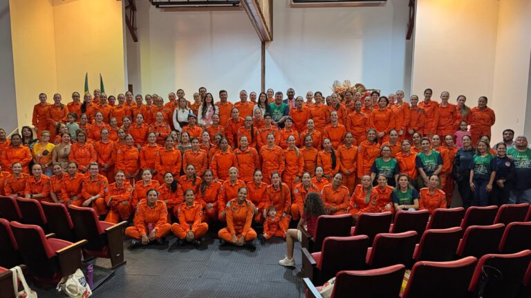 Leia mais sobre o artigo Deputada Lia Nogueira participa da abertura do 13º Encontro Estadual de Bombeiras Militares e reforça protagonismo feminino em MS
