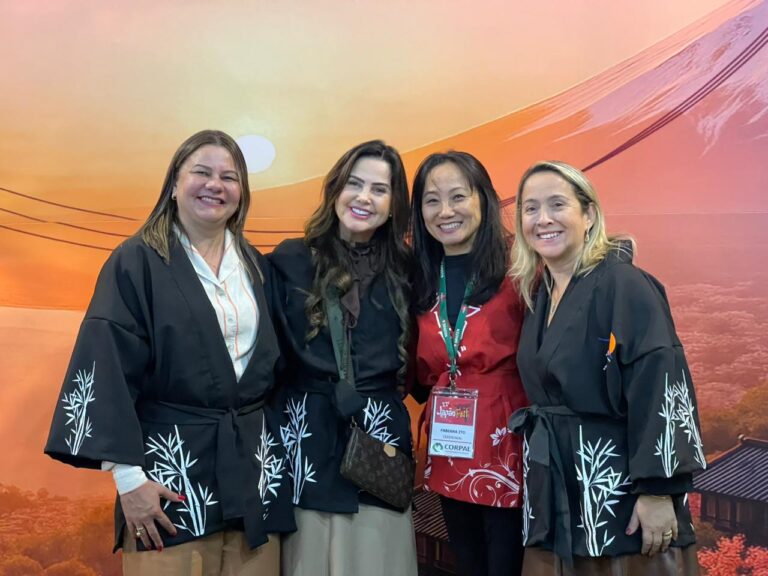 Leia mais sobre o artigo Lia Nogueira cumpre agenda intensa no interior e encerra a semana no Japão Fest em Dourados