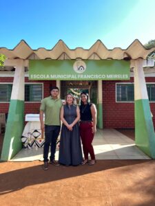 Leia mais sobre o artigo Lia Nogueira reforça compromisso com os povos originários e destina R$ 50 mil para Escola