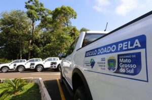 Leia mais sobre o artigo Governo de Mato Grosso do Sul entrega veículos para reforçar combate a endemias em 14 municípios