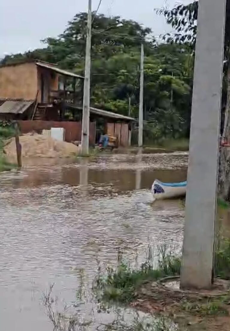 Leia mais sobre o artigo Áreas alagadas em Coxim(MS) colocam famílias em risco e expõem ausência de resposta da Defesa Civil Municipal