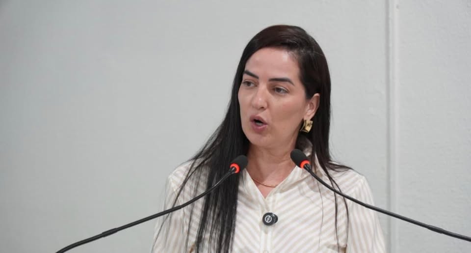 Vereador Abílio contesta narrativa sobre kits escolares e cobra responsabilidade na fiscalização em Coxim-MS